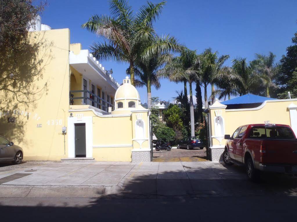 Hotel Posada Santa Fe Guadalajara Exterior photo